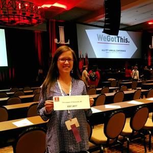 Meet your Posher, Anna